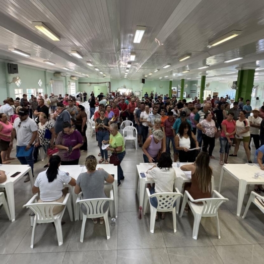 Mais de 300 famílias beneficiadas pelo programa Energia Sustentável em Santa Helena recebem empenhos
