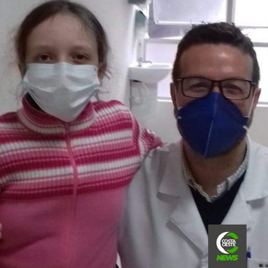 Maria Eduarda, de 12 anos, precisa de ajuda para realizar cirurgia de Escoliose com urgência