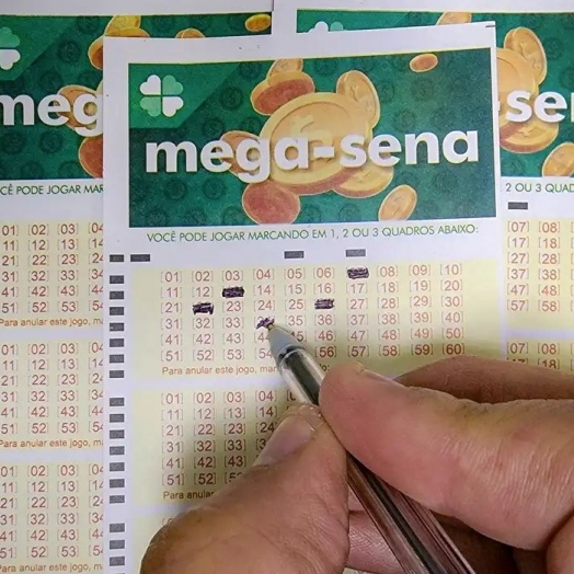 Mega-Sena não tem ganhadores e prêmio vai para R$ 6,2 milhões