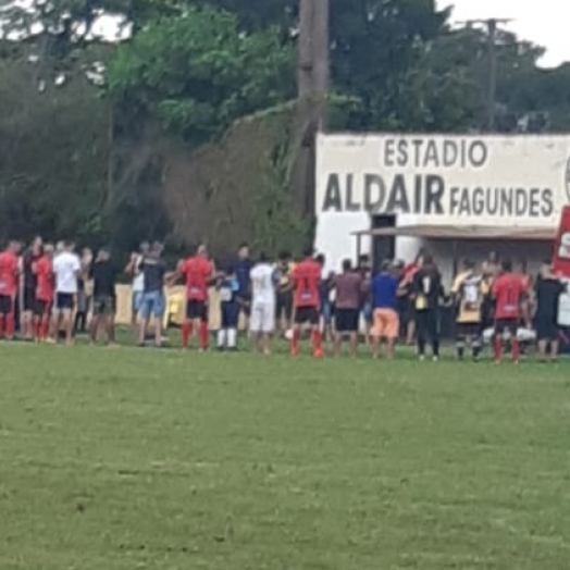 Morador de Medianeira falece jogando futebol em Foz do Iguaçu