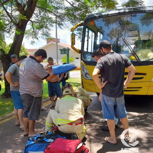 Motociclista é arrastado após acidente com ônibus em Santa Helena