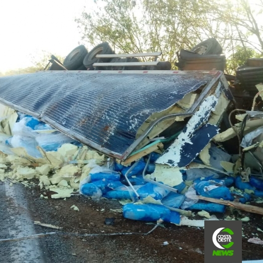 Motorista de Medianeira morre em acidente entre caminhões na PR-317