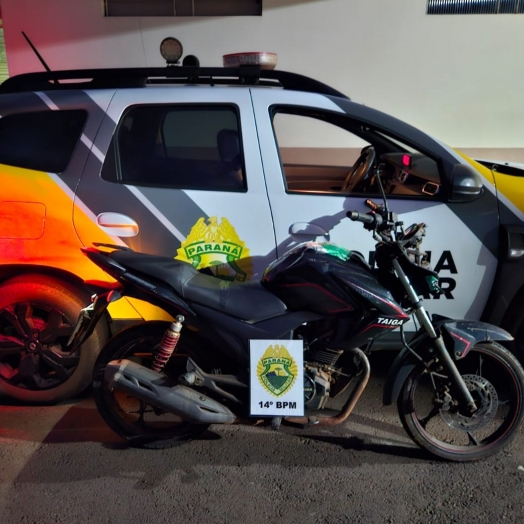 Motorista embriagado e sem CNH causa acidente no centro de Missal e termina preso