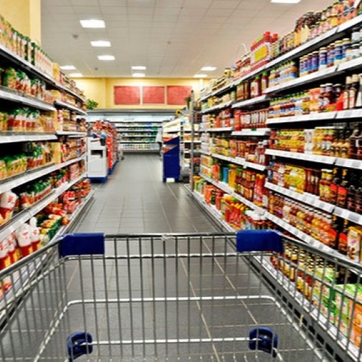 Mulher com a Covid-19 é flagrada fazendo compras em supermercado