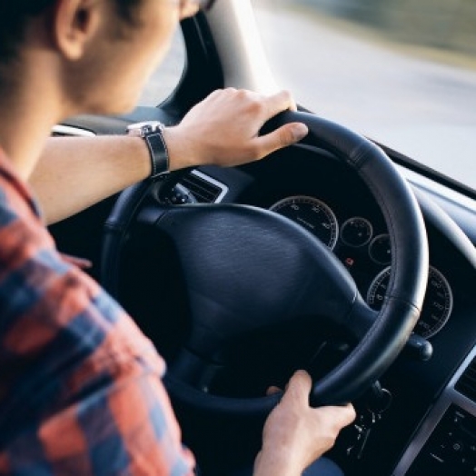 Multas de trânsito vão custear CNH para pessoas de baixa renda