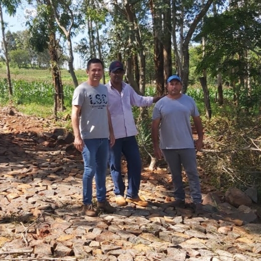 Obras de pavimentação poliédrica são concluídas em Santa Helena