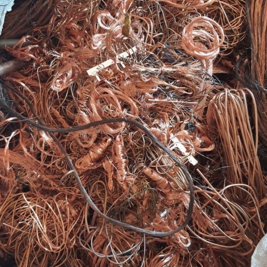 Operação conectividade apreende quase meia tonelada de fios de cobre em Foz do Iguaçu