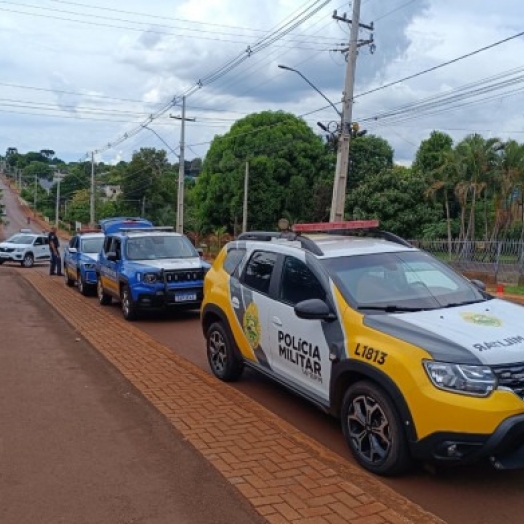 Operação conjunta em São Miguel do Iguaçu resulta em apreensão de veículos e notificações