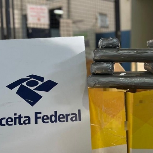 Operação da Receita Federal em remessas postais resulta em apreensão de drogas e mercadorias ilegais