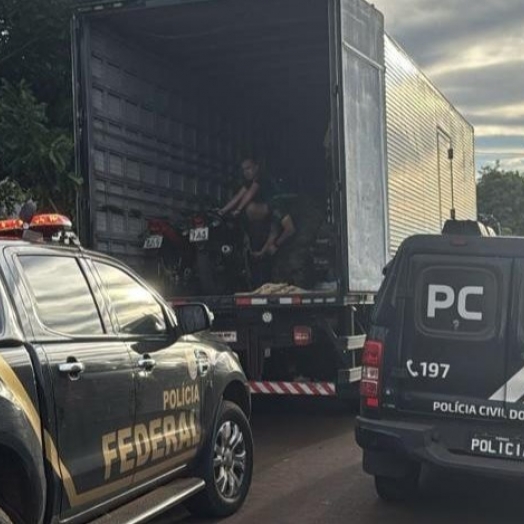 Operação entre Polícia Civil de Santa Helena, PF e PM apreende 5 toneladas de drogas em Sub-Sede