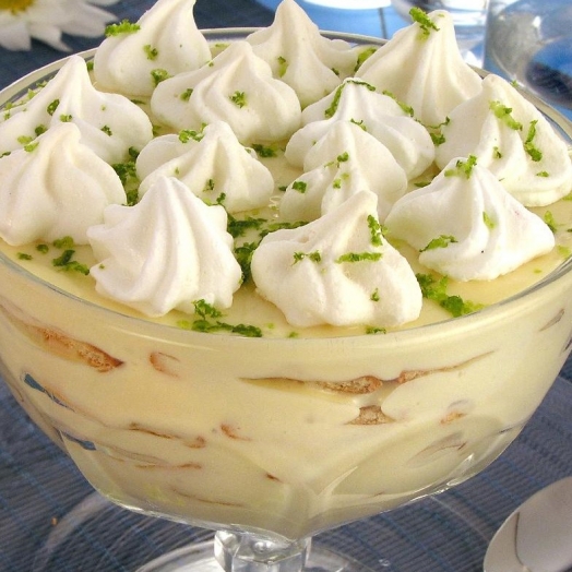 Pavê de limão rápido com suspiro