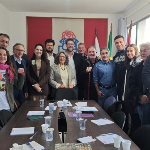 PDT oficializa candidatura de Requião Filho ao Governo do Paraná