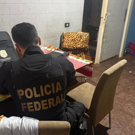 PF cumpre mandados em investigação de crimes eleitorais em Santa Terezinha de Itaipu