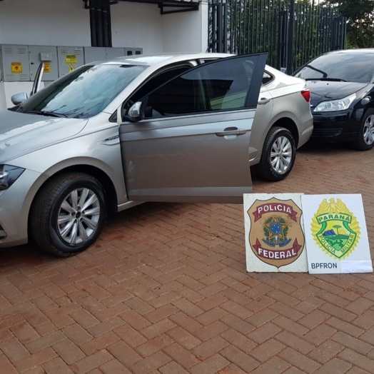 PF e BPFRON realizam apreensão de dois veículos preparados para transporte de ilícitos