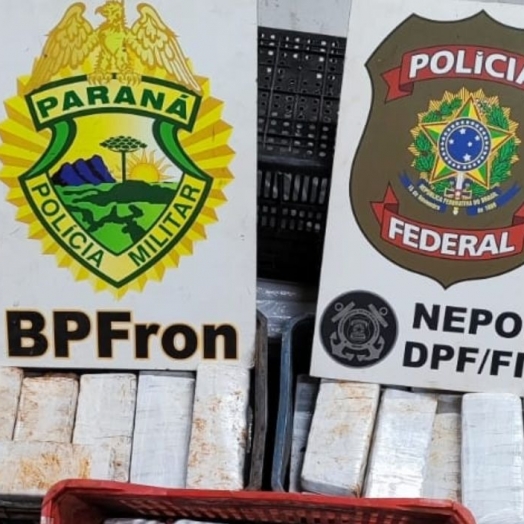 PF e PM apreendem fardos de droga nas margens do Lago de Itaipu