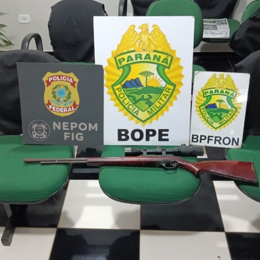 PF e PM prendem individuo por porte ilegal de arma de fogo em São Miguel do Iguaçu