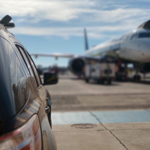 PF intervém em possível ameaça de bomba no aeroporto internacional de Foz do Iguaçu