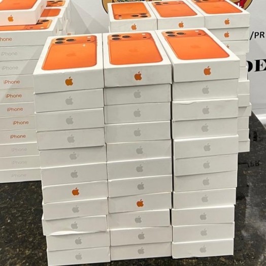 PF prende passageiro com carga milionária de produtos descaminhados no aeroporto de Foz do Iguaçu