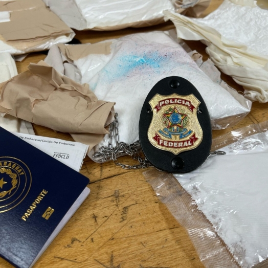 PF prende passageiro com cocaína oculta no corpo no aeroporto internacional de Foz do Iguaçu