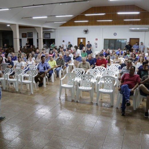 Plenária aprova os 05 pontos discutidos em Audiência Pública em Missal