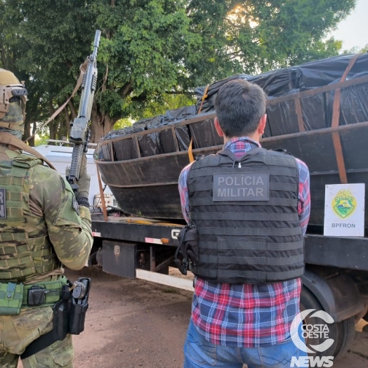 Polícia apreende embarcação com cigarros em Santa Helena