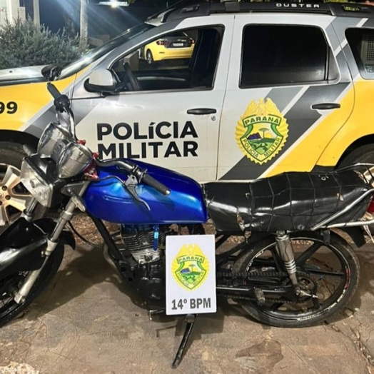 Polícia apreende motocicleta irregular e sem documentação em Medianeira