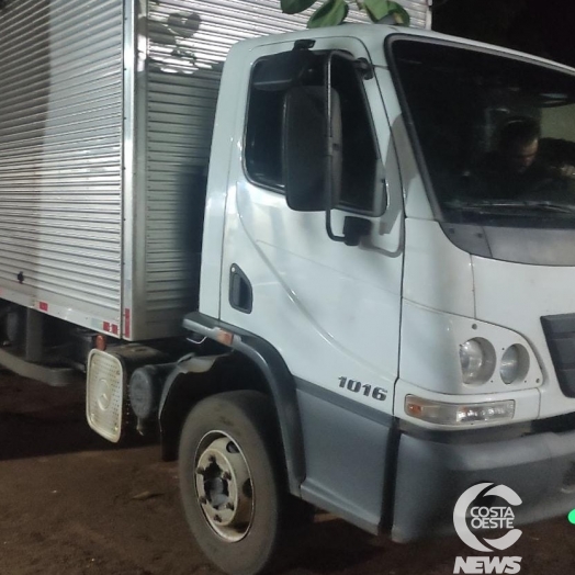 Polícia Civil recupera caminhão roubado em São José das Palmeiras