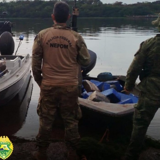 Polícia intercepta embarcação em Santa Helena com uma tonelada de maconha