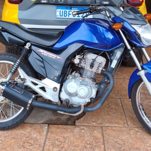 Polícia Militar apreende motocicleta por direção perigosa e ruído excessivo em São Miguel do Iguaçu