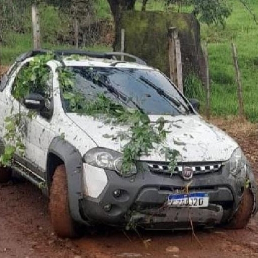 Polícia Militar apreende veículo com droga em distrito de Santa Helena