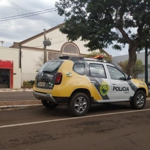 Polícia Militar cumpre mandado de prisão próximo ao Fórum de Santa Helena