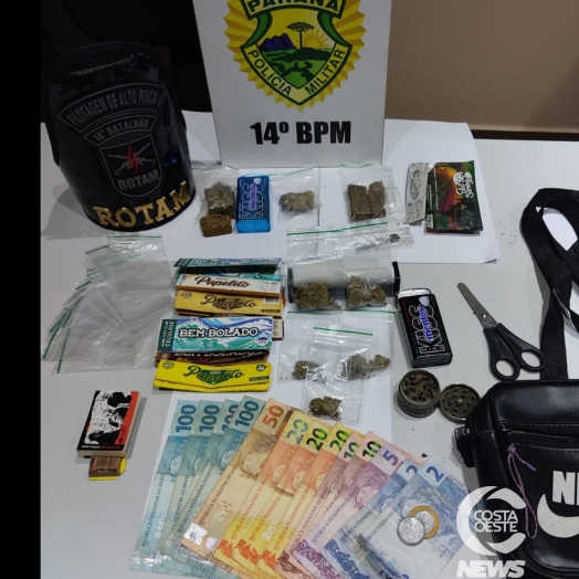 Polícia Militar detém pessoas por tráfico de drogas na praça central de Medianeira