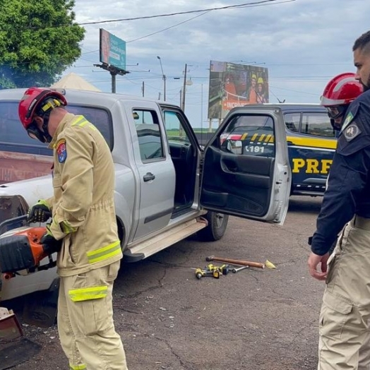 Polícia Rodoviária Federal apreende pasta base de cocaína em Santa Terezinha de Itaipu