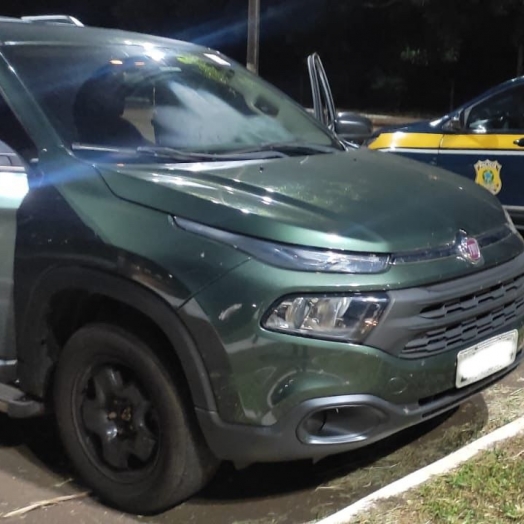 Polícia Rodoviária Federal recupera veículo roubado em Santa Terezinha de Itaipu