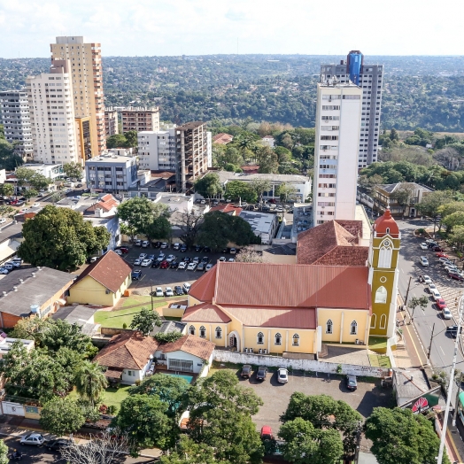 Prefeitura de Foz do Iguaçu determina toque de recolher das 18h de sábado (13) às 5h de segunda-feira (15)