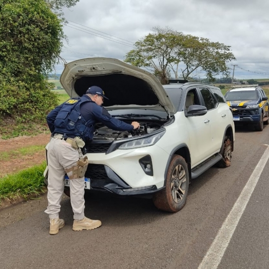 PRF apreende droga e recupera veículo furtado durante o fim de semana em Céu Azul