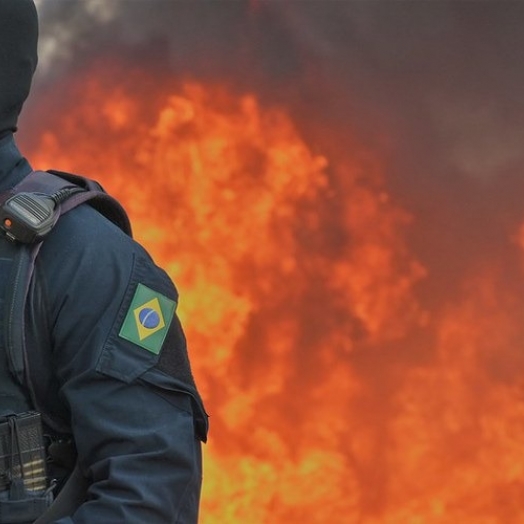 PRF apreende quase 300 quilos de maconha e mais de 180 celulares na região oeste do Paraná