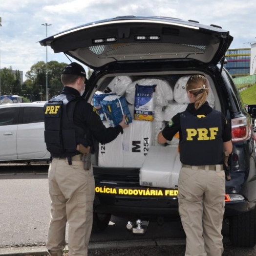 PRF e órgãos de trânsito parceiros arrecadam mais de três mil fraldas no Paraná