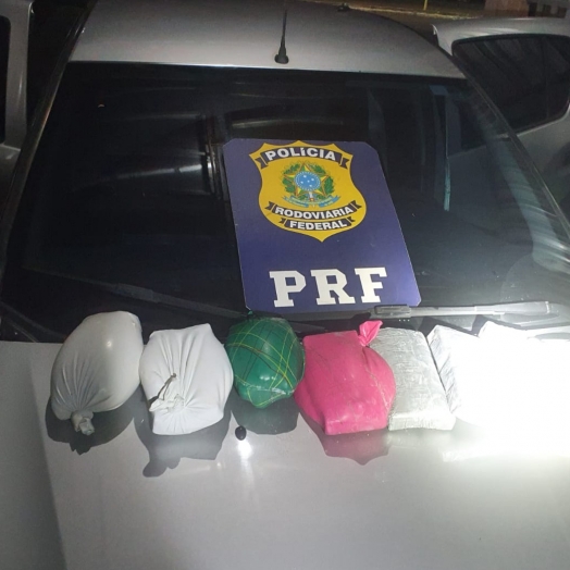 PRF encontra droga em tanque de combustível durante abordagem em Santa Terezinha de Itaipu