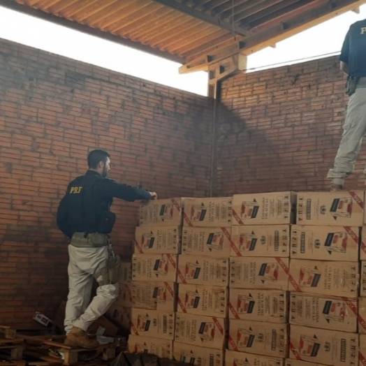 PRF estoura depósito de cigarros no oeste do Paraná