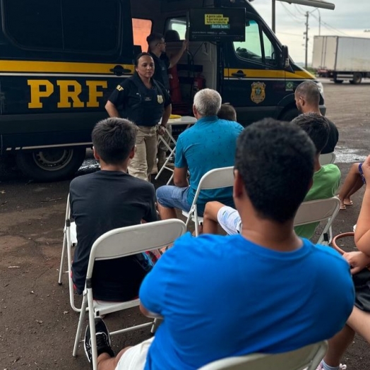 PRF realiza ação educativa na Unidade Operacional de Santa Terezinha de Itaipu/PR