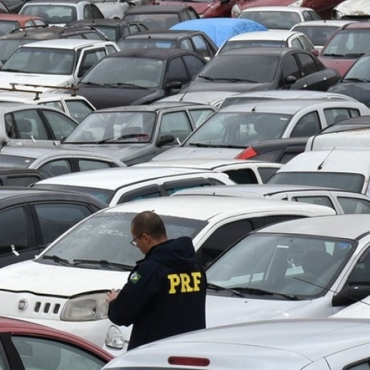 PRF realiza leilão virtual de veículos retidos no Paraná