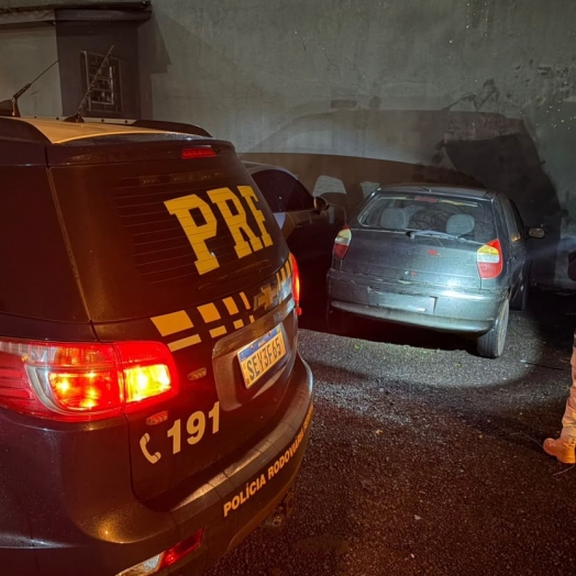 PRF recupera veículo furtado e prende homem horas após deixar a prisão na BR-277, em Santa Terezinha de Itaipu (PR)