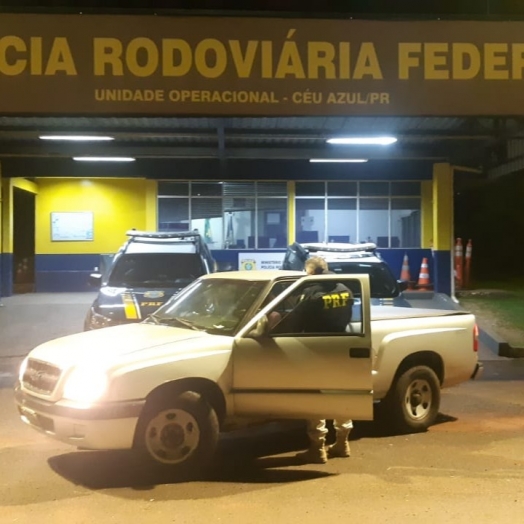 PRF recupera veículo furtado em Céu Azul