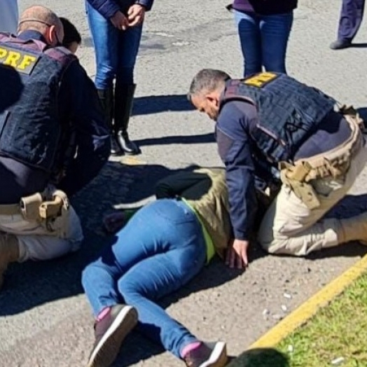 PRF salva mulher com epilepsia no Paraná
