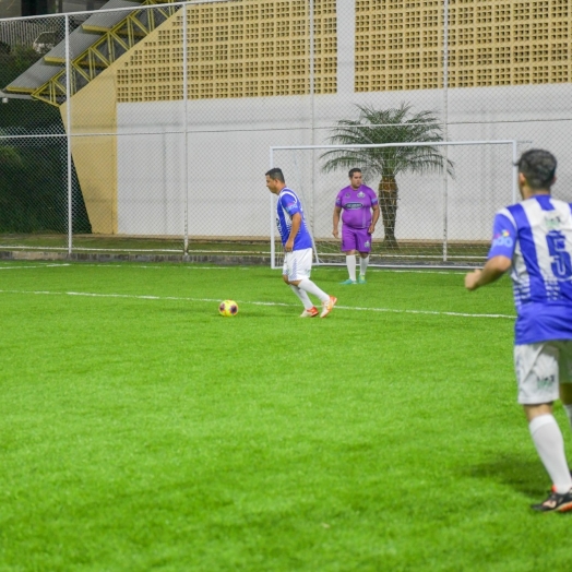 Quadra de futebol em grama sintética do Centro Esportivo Natalino Spada é revitalizada em Santa Terezinha de Itaipu