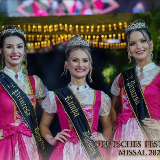 Rafaela Fernanda Kutzner é eleita Rainha da 21° Deutsches Fest