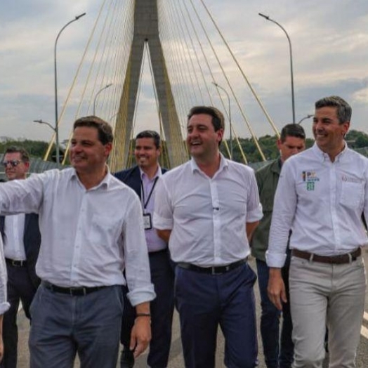 Ratinho Junior e presidente do Paraguai visitam obras dos acessos da Ponte da Integração