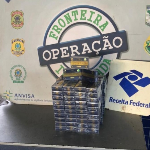 Receita Federal apreende 120 pacotes de “Mel do amor” na Ponte Internacional da Amizade
