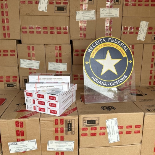 Receita Federal apreende 15.000 pacotes de cigarros contrabandeados na Ponte Internacional da Amizade